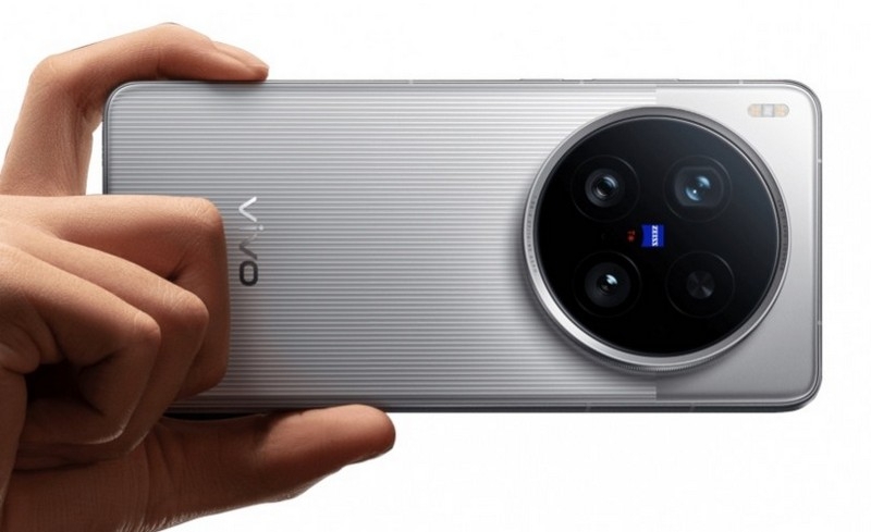 Представлен флагманский камерофон Vivo X200 Ultra с 35-мм камерой и съёмным 200-мм объективом — от $890