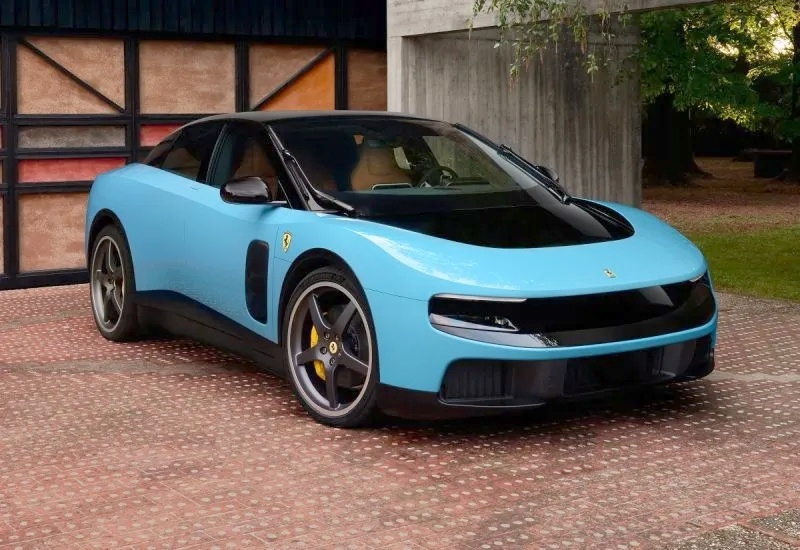 Ferrari выполнила годовой план продаж спорного электромобиля Luce — он стал популярен в Китае