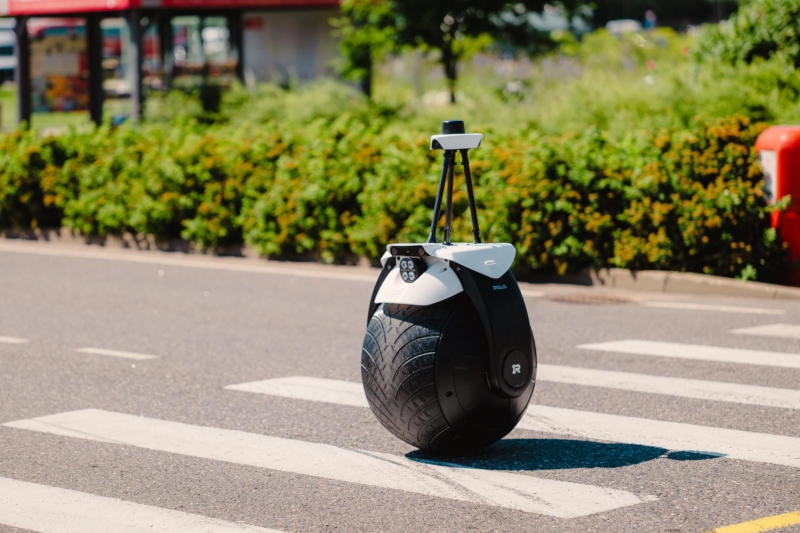 Одноколёсный робокоп: стартап Rollo Robotics показал прототип робота-патрульного  1Rollo