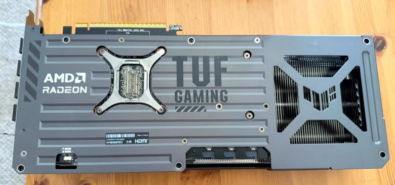 Asus случайно выпустила «гибрид» Radeon и GeForce