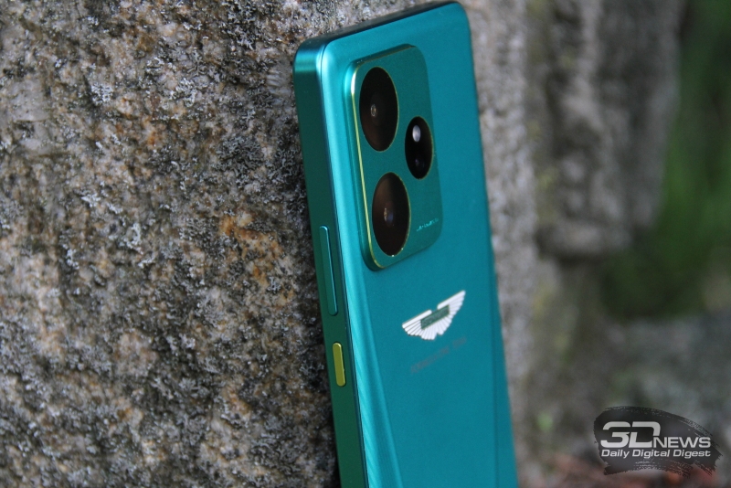 Первый взгляд на смартфон realme GT 7 Dream Edition: заряженный гонщик