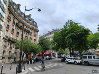 Первый взгляд на смартфон realme GT 7 Dream Edition: заряженный гонщик