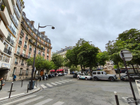 Первый взгляд на смартфон realme GT 7 Dream Edition: заряженный гонщик