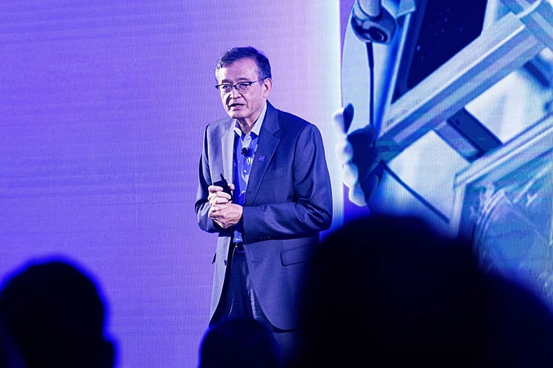 Раскол Intel — вопрос времени: аналитики не верят, что компания справится с кризисом без разделения